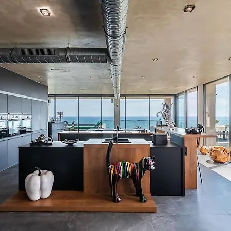 Piscine Chauffee Vue Standing Villa Sete