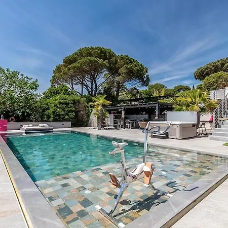 Piscine Chauffee Vue Standing Villa